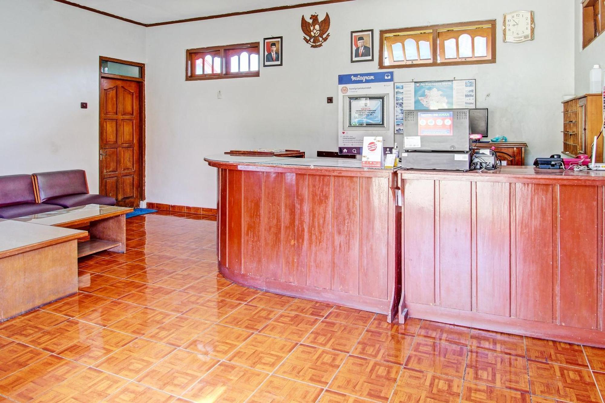 Capital O 91644 Loka Hause Hotel Salatiga Eksteriør billede
