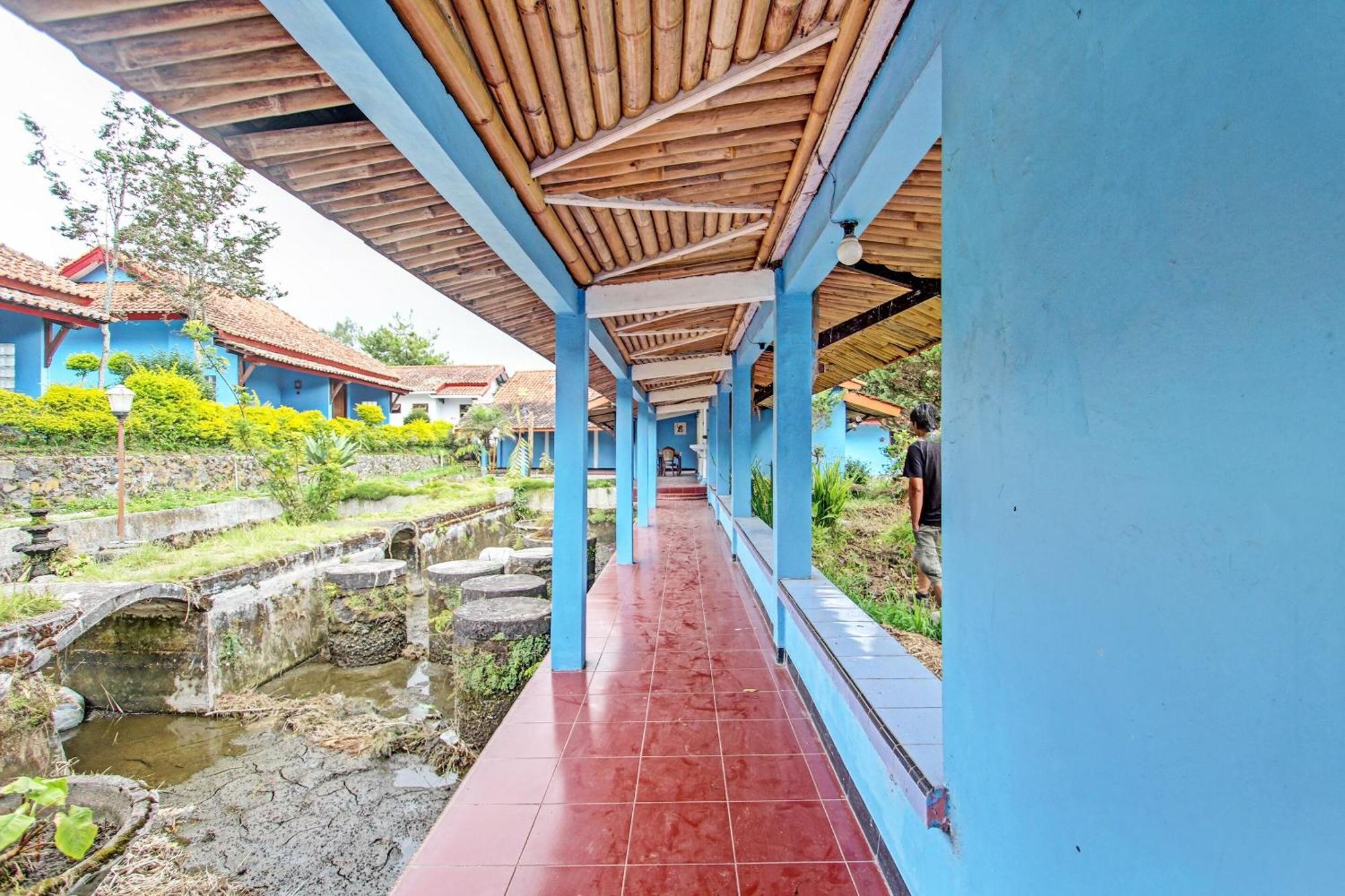 Capital O 91644 Loka Hause Hotel Salatiga Eksteriør billede