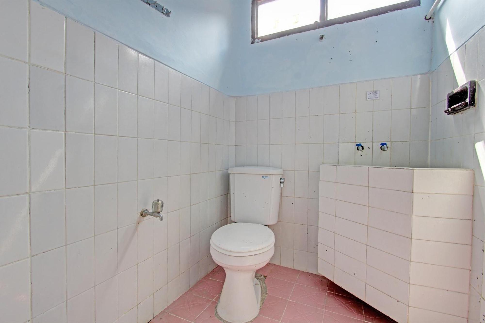 Capital O 91644 Loka Hause Hotel Salatiga Eksteriør billede