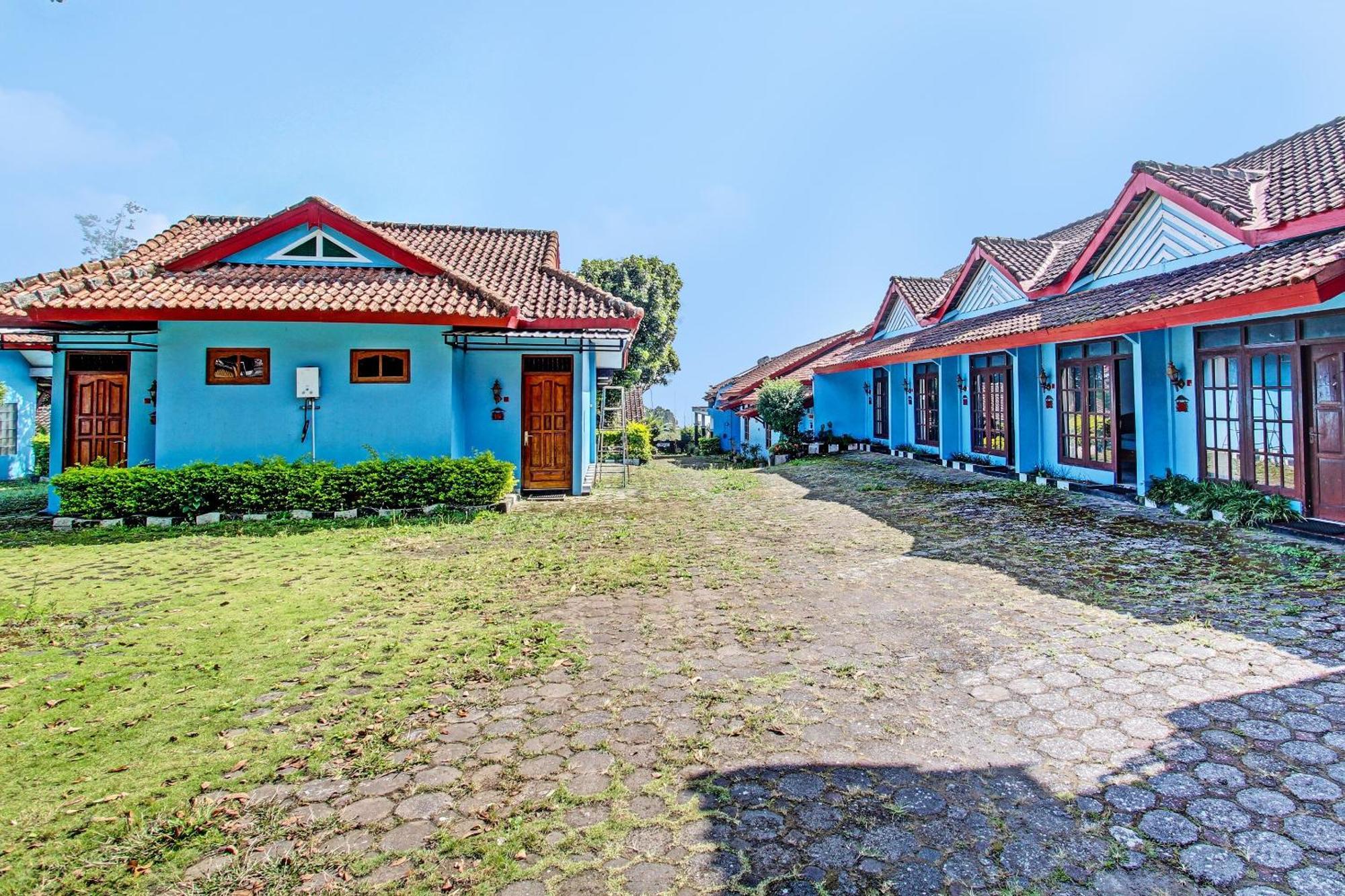 Capital O 91644 Loka Hause Hotel Salatiga Eksteriør billede